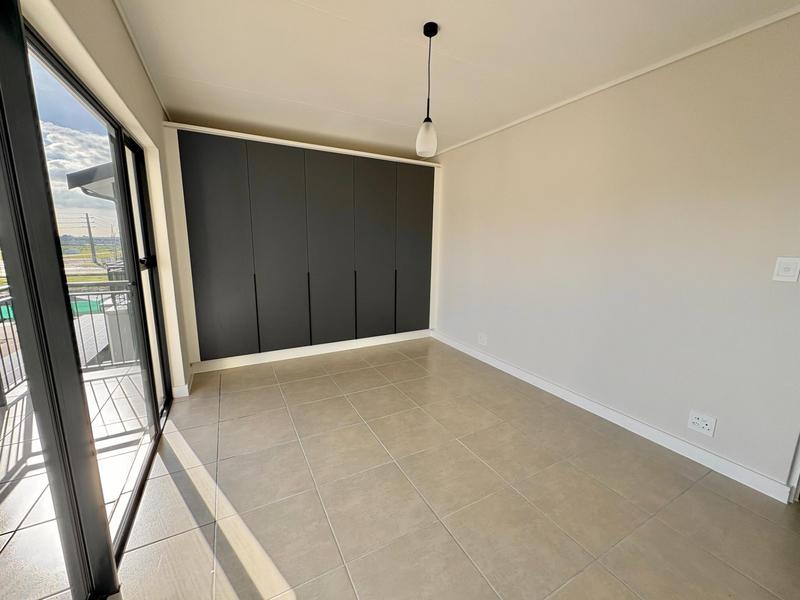 To Let 1 Bedroom Property for Rent in Somerset West Western Cape